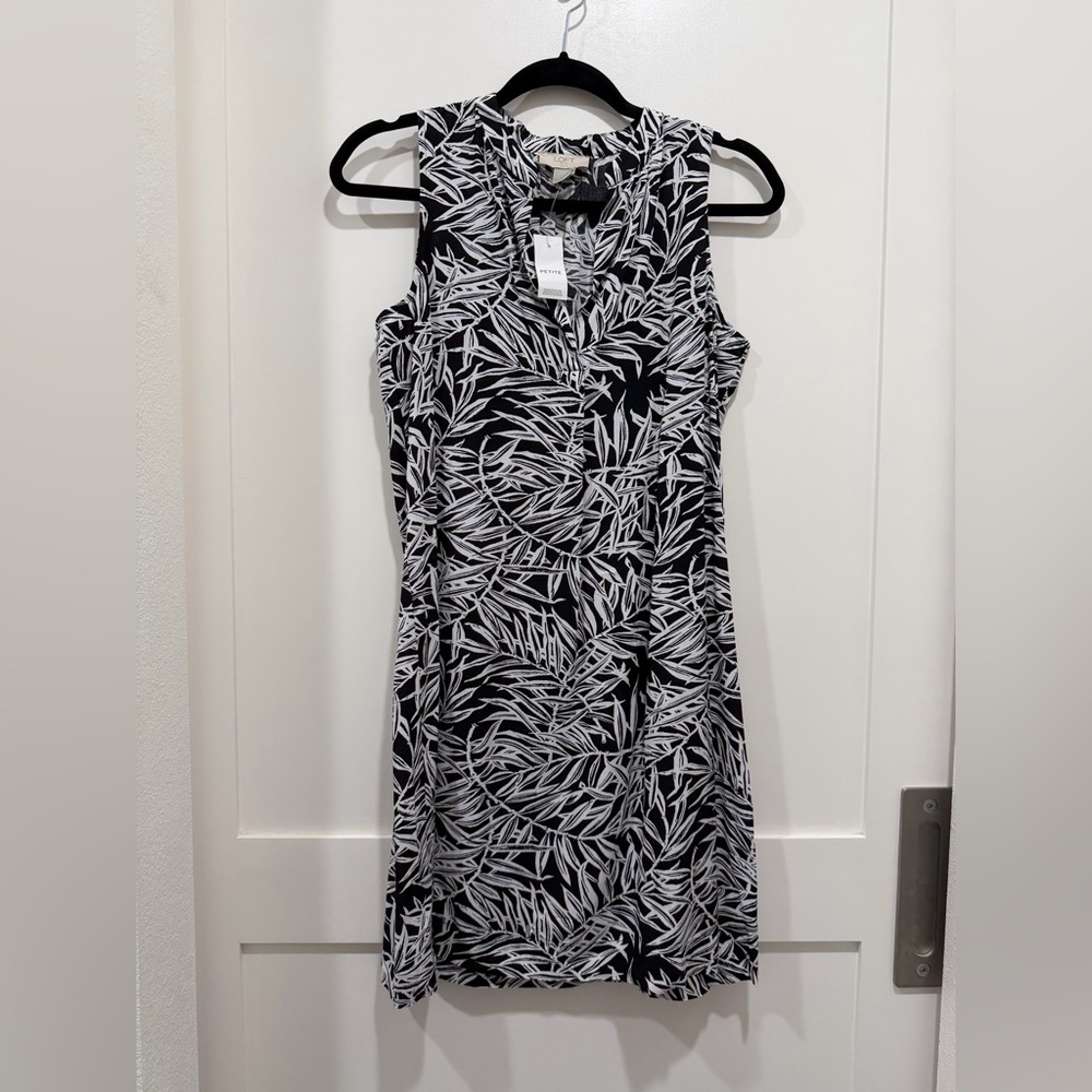 NEW LOFT Mid Floral Dress- Black/White (size S Petite)